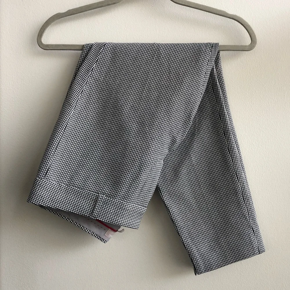 Sloan Houndstooth Ankle Pant, Banana Republic - Picture 2 of 7